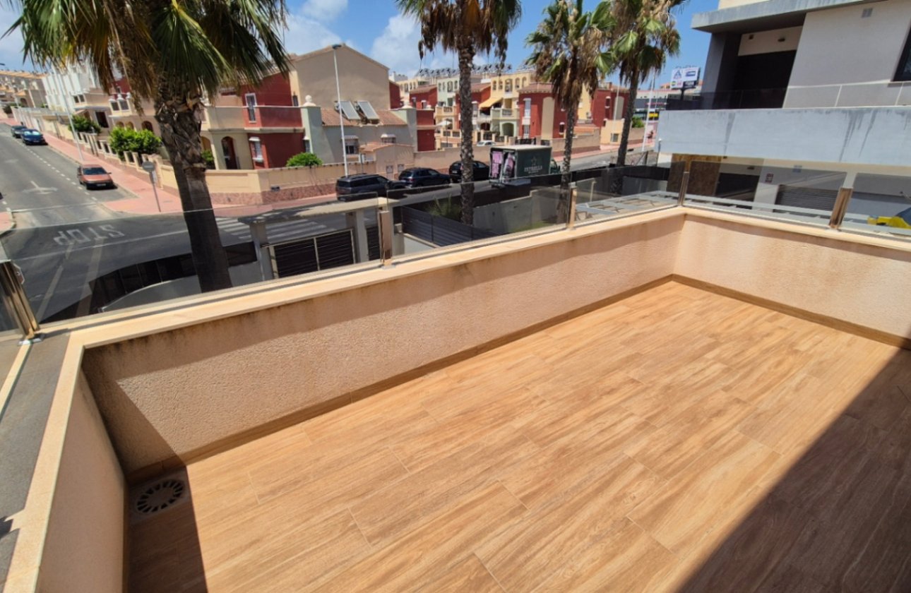 Herverkoop - Villa -
Torrevieja - Costa Blanca