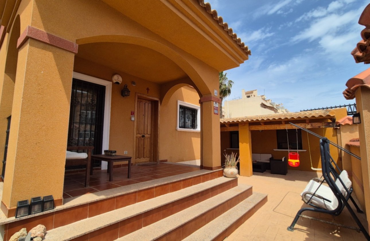 Herverkoop - Villa -
Torrevieja - Costa Blanca