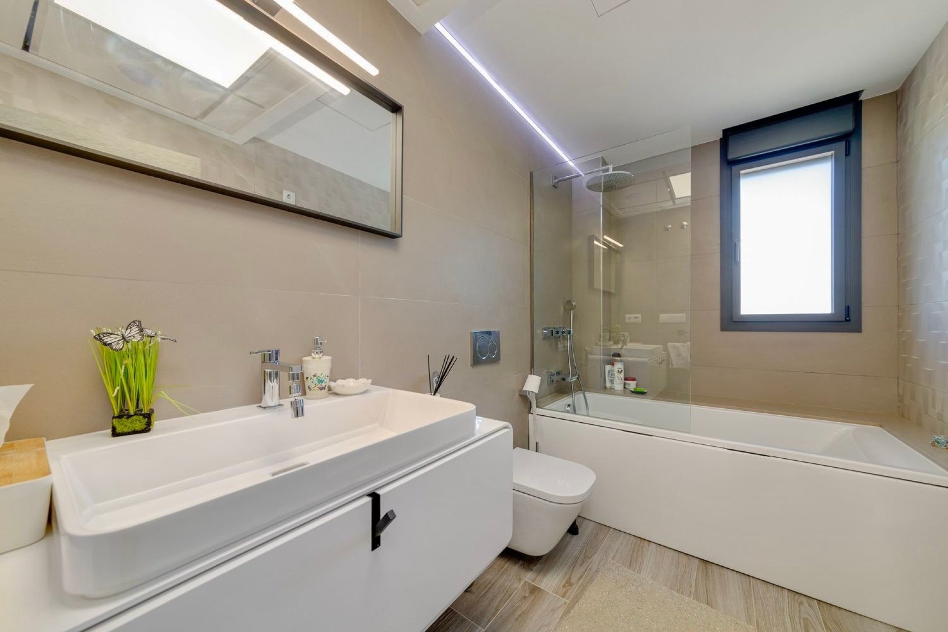 Herverkoop - Villa -
Torrevieja - Costa Blanca