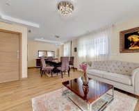 Herverkoop - Villa -
Torrevieja - Costa Blanca