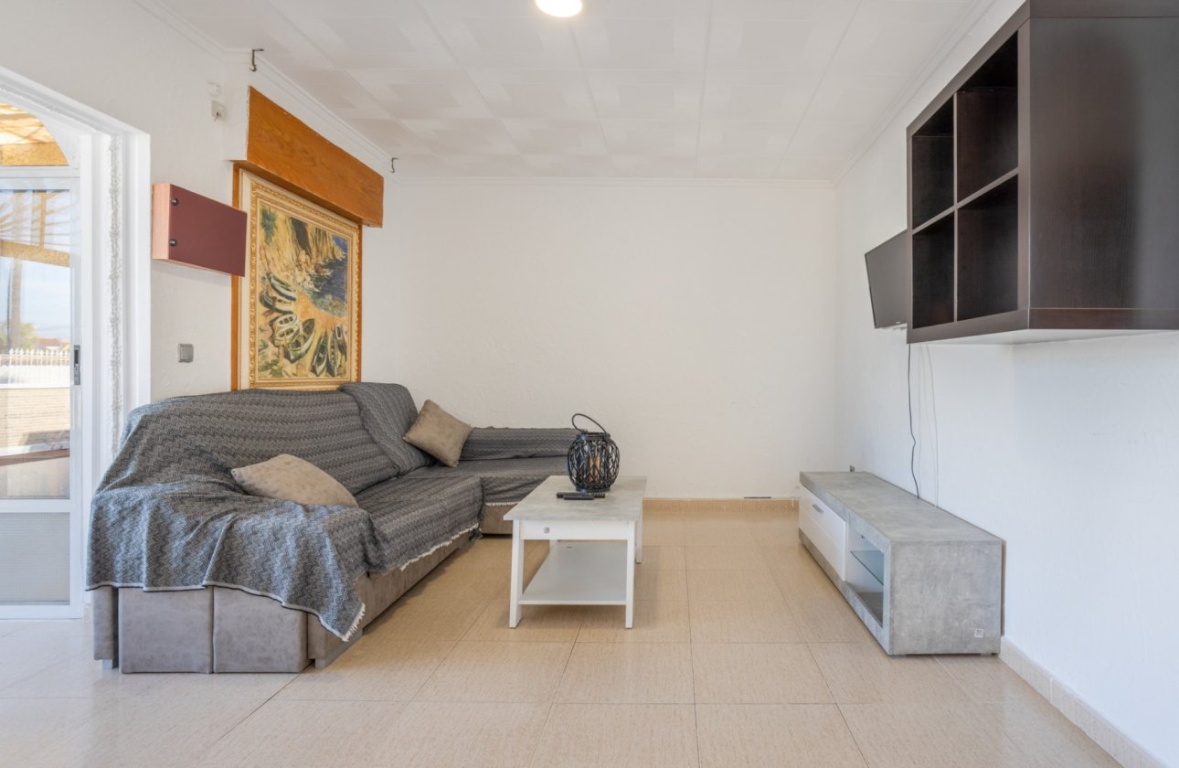 Herverkoop - Villa -
Torrevieja - Costa Blanca