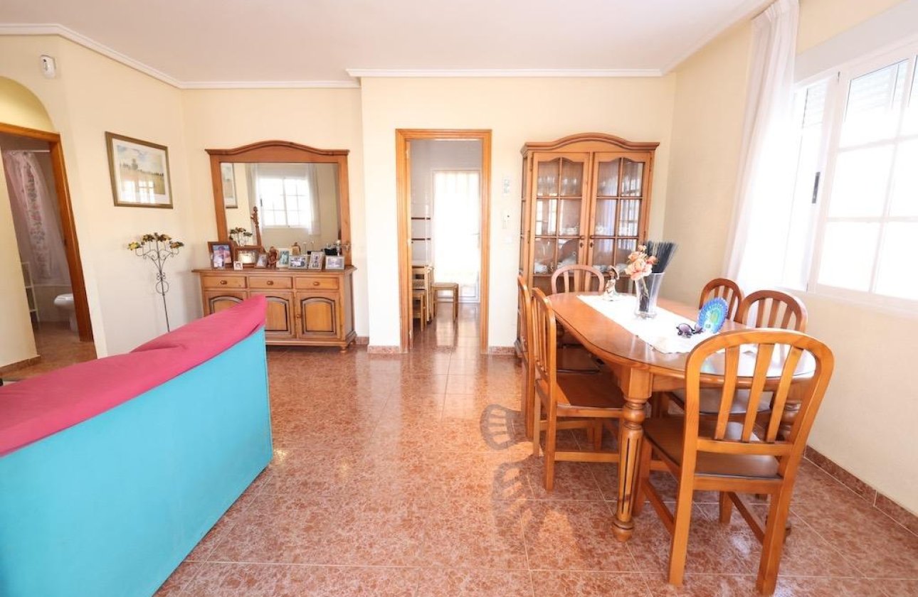 Herverkoop - Villa -
Torrevieja - Costa Blanca