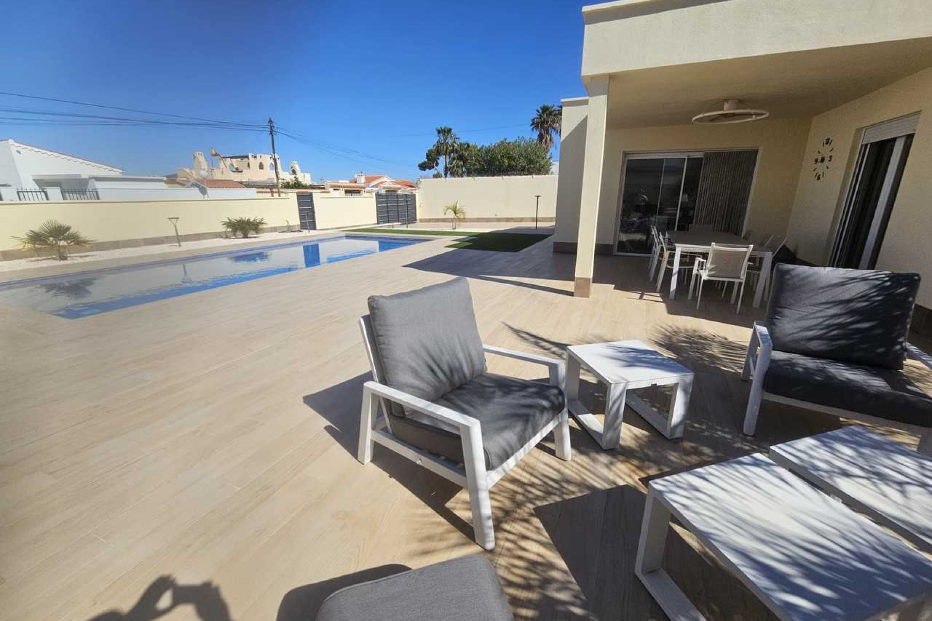 Herverkoop - Villa -
Torrevieja - Costa Blanca
