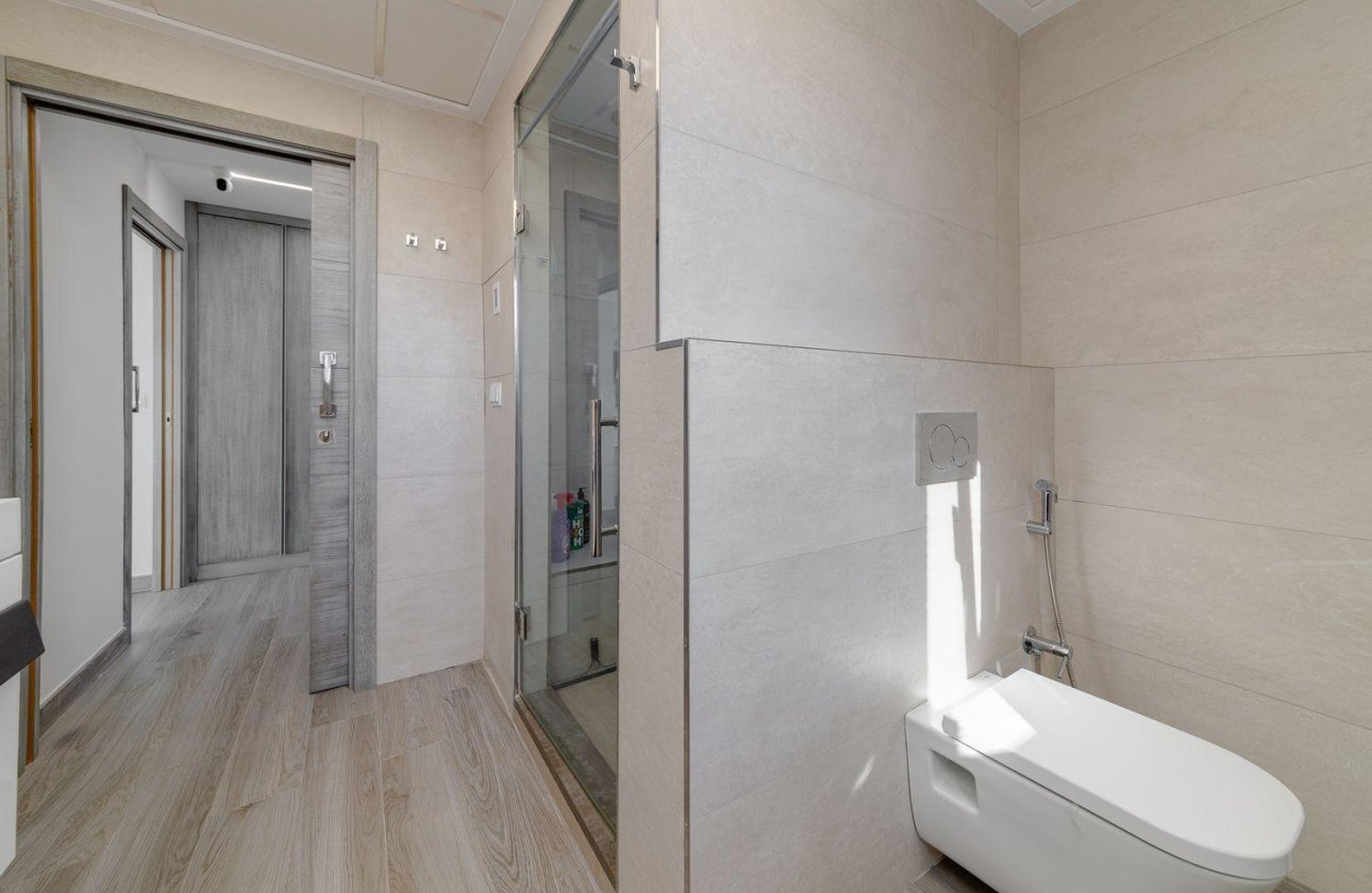 Herverkoop - Villa -
Torrevieja - Costa Blanca