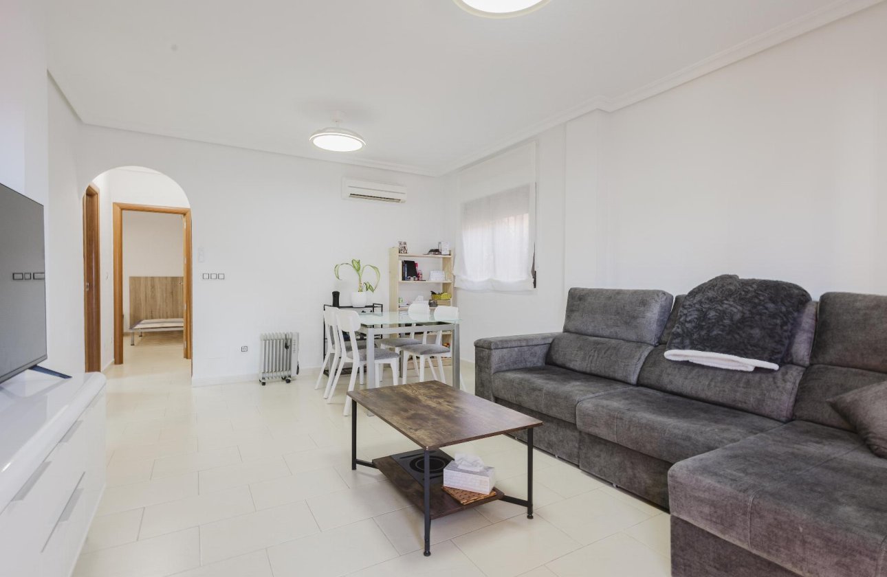 Herverkoop - Villa -
Torrevieja - Costa Blanca