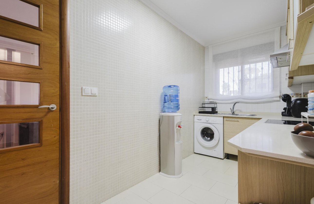Herverkoop - Villa -
Torrevieja - Costa Blanca