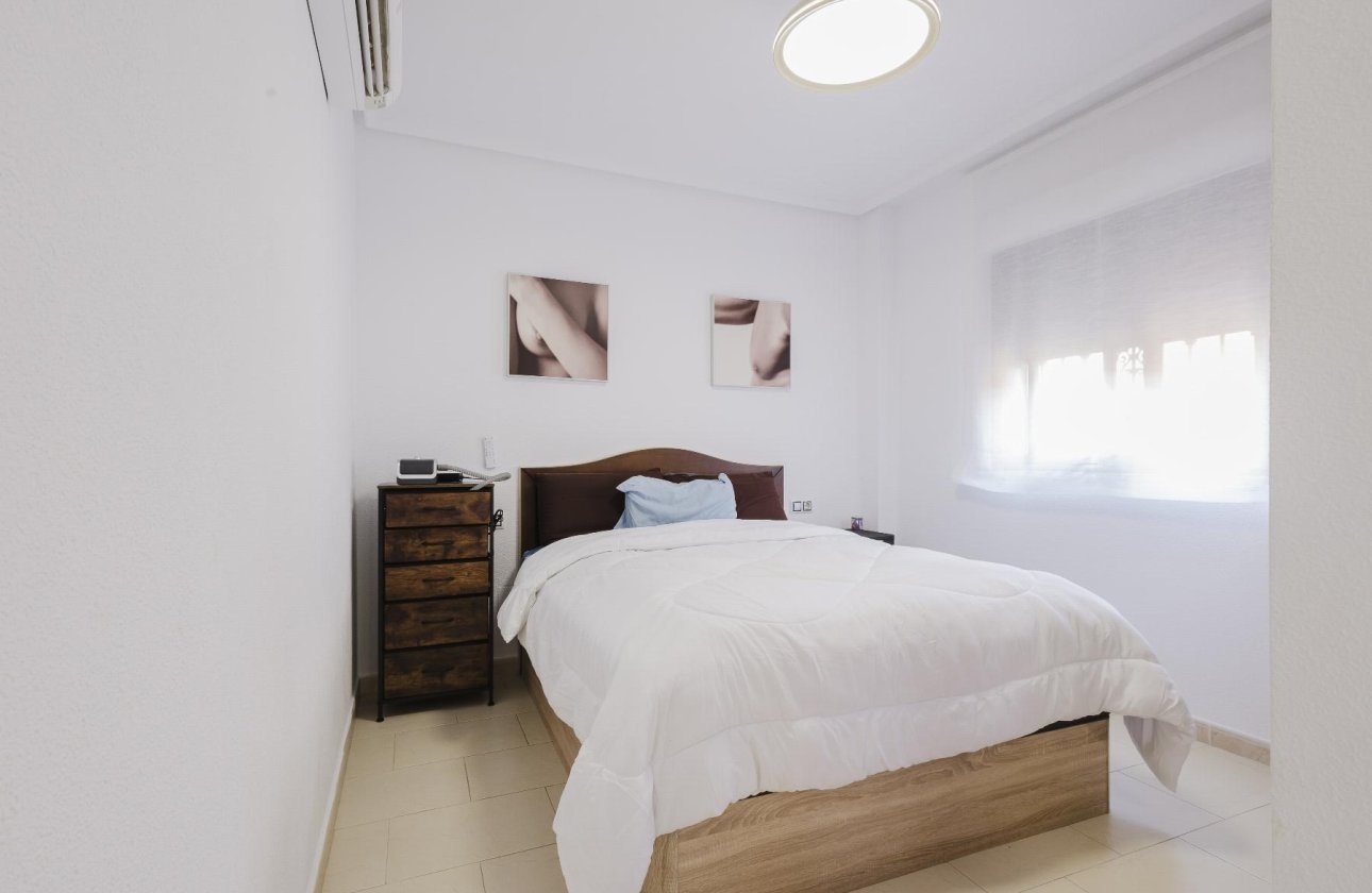 Herverkoop - Villa -
Torrevieja - Costa Blanca
