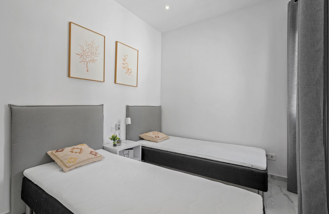 Herverkoop - Villa -
Torrevieja - Costa Blanca