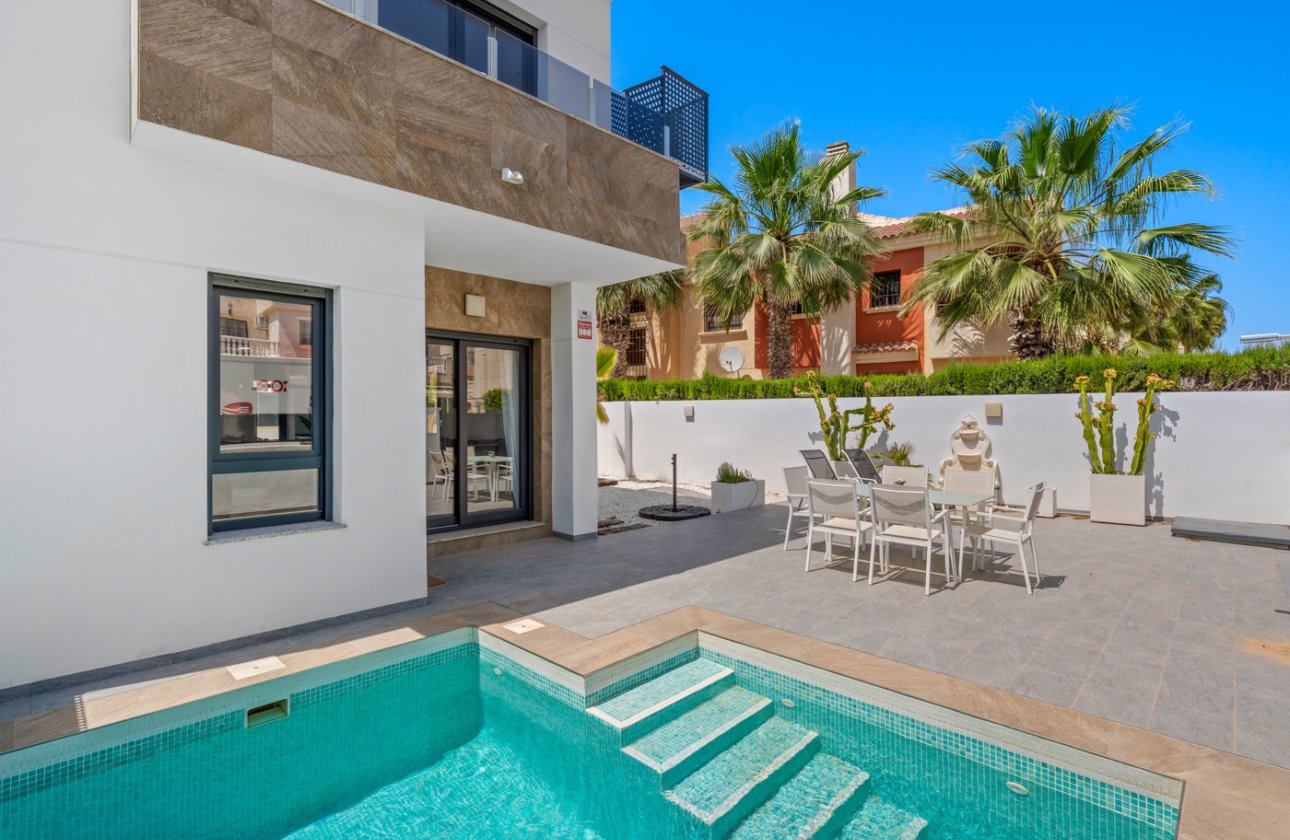 Herverkoop - Villa -
Torrevieja - Costa Blanca