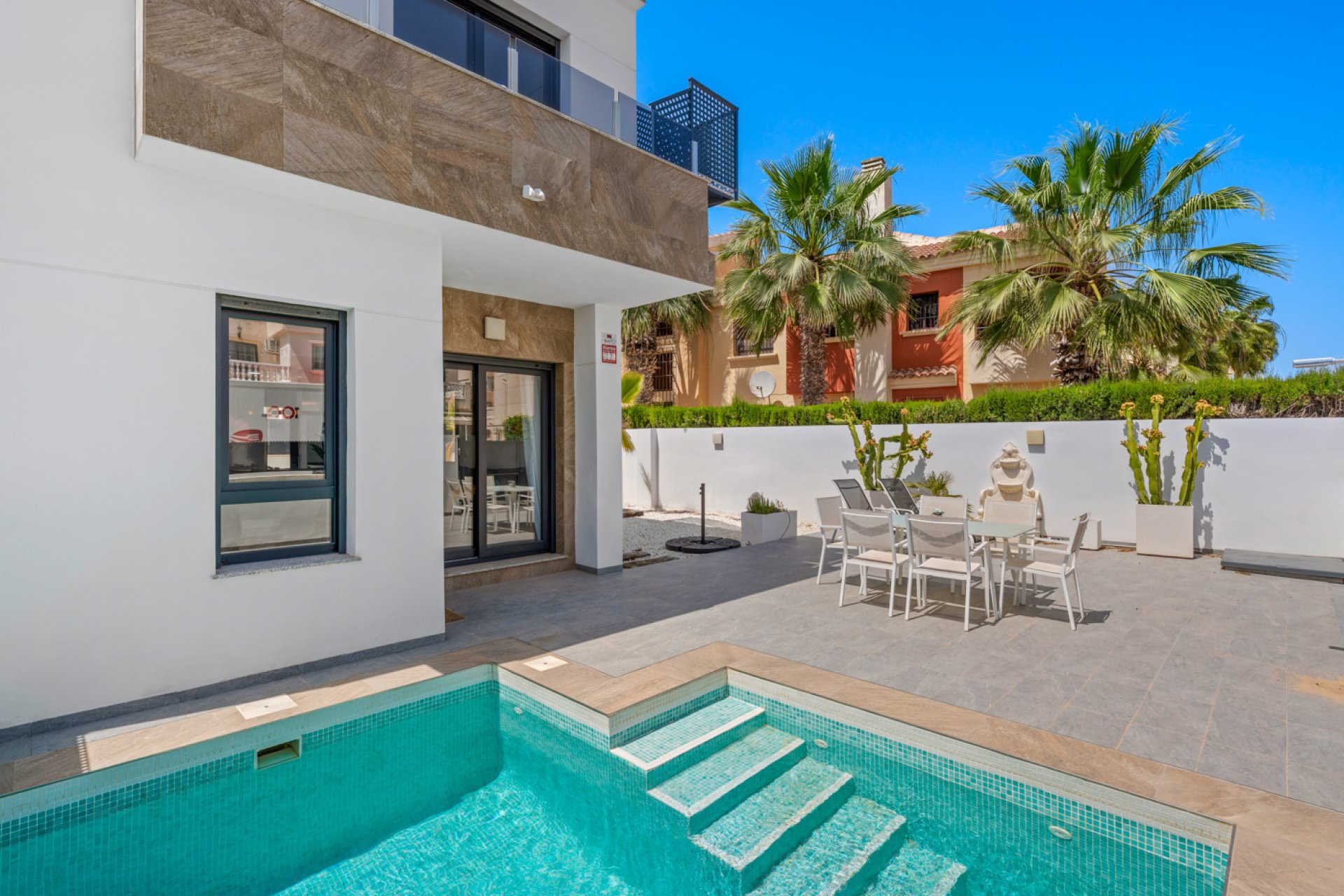Herverkoop - Villa -
Torrevieja - Costa Blanca
