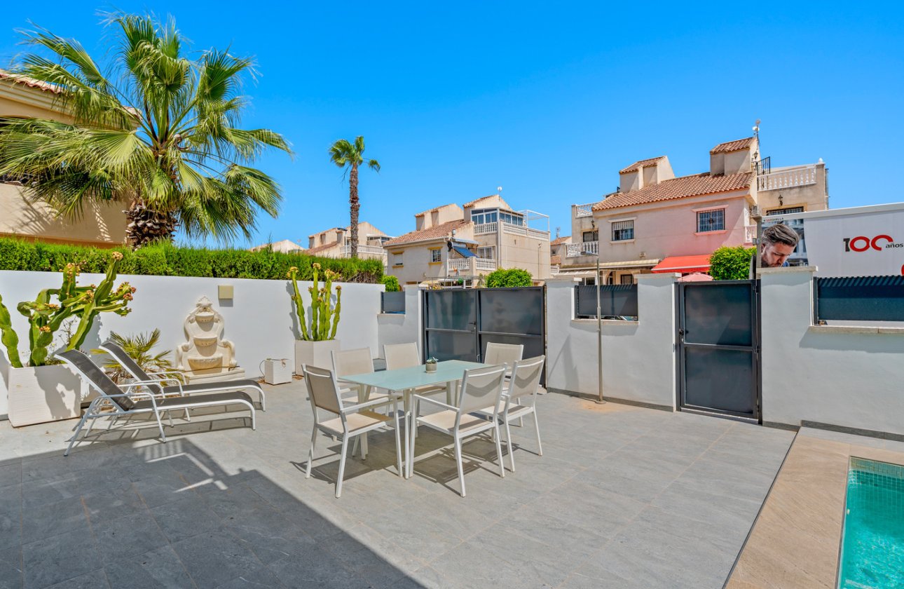 Herverkoop - Villa -
Torrevieja - Costa Blanca