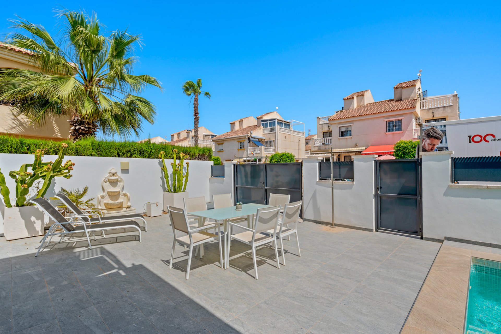 Herverkoop - Villa -
Torrevieja - Costa Blanca