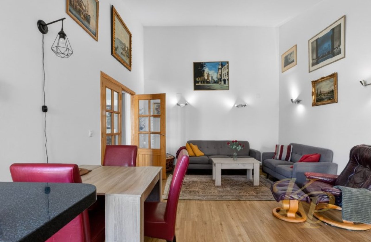 Herverkoop - Villa -
Torrevieja - Costa Blanca