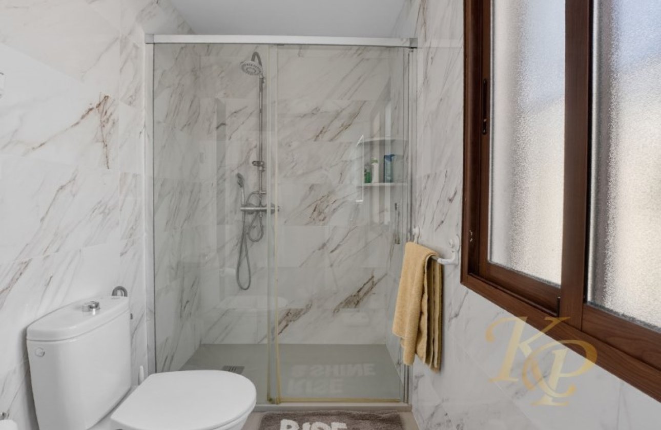Herverkoop - Villa -
Torrevieja - Costa Blanca