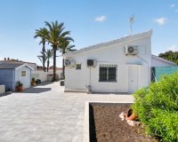 Herverkoop - Villa -
Torrevieja - Costa Blanca
