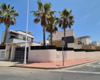 Herverkoop - Villa -
Torrevieja - Costa Blanca