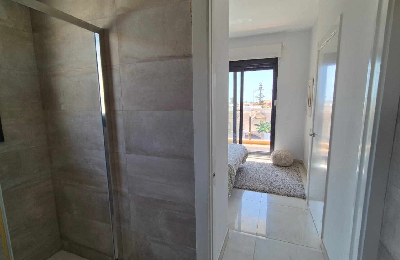 Herverkoop - Villa -
Torrevieja - Costa Blanca