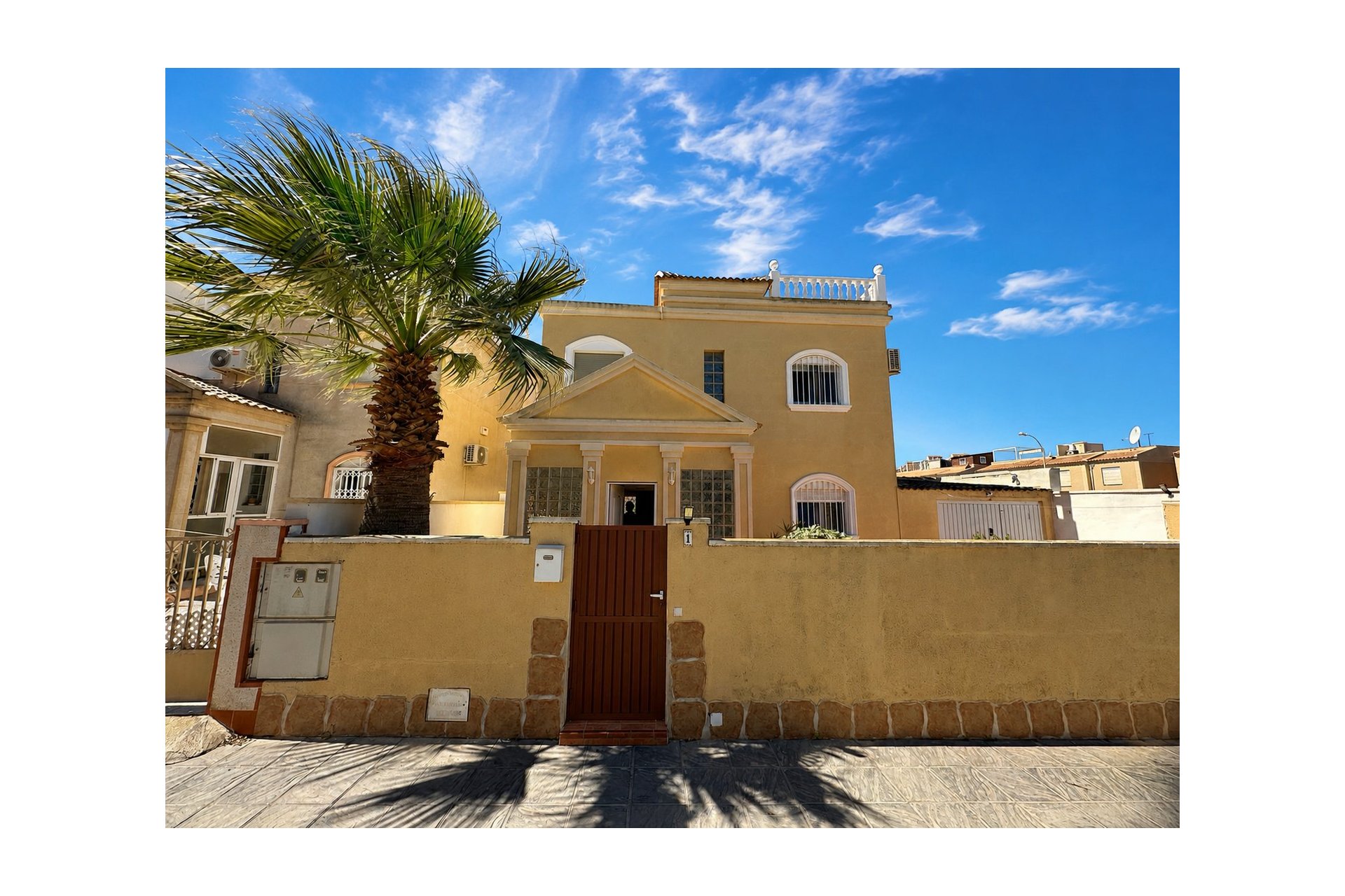 Herverkoop - Villa -
Torrevieja - Costa Blanca