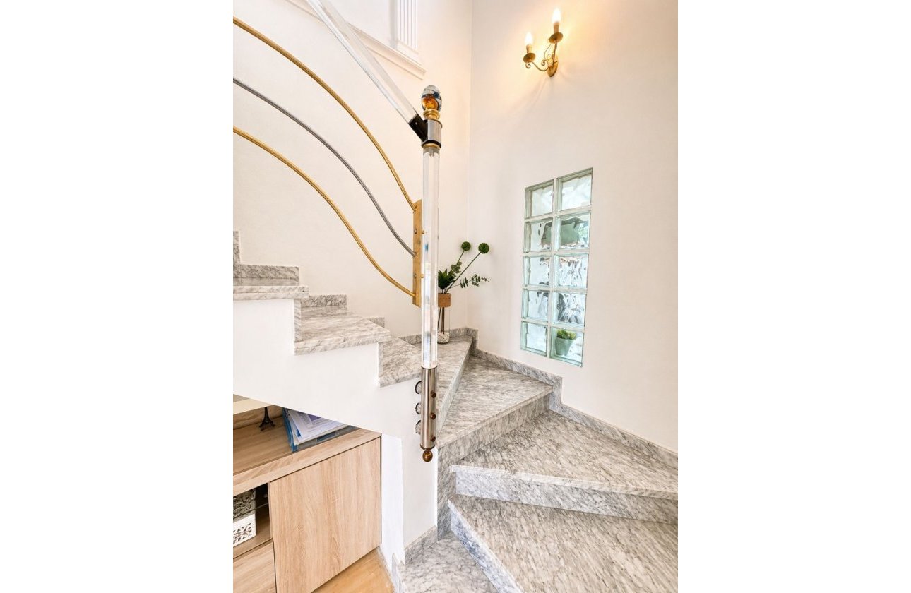 Herverkoop - Villa -
Torrevieja - Costa Blanca