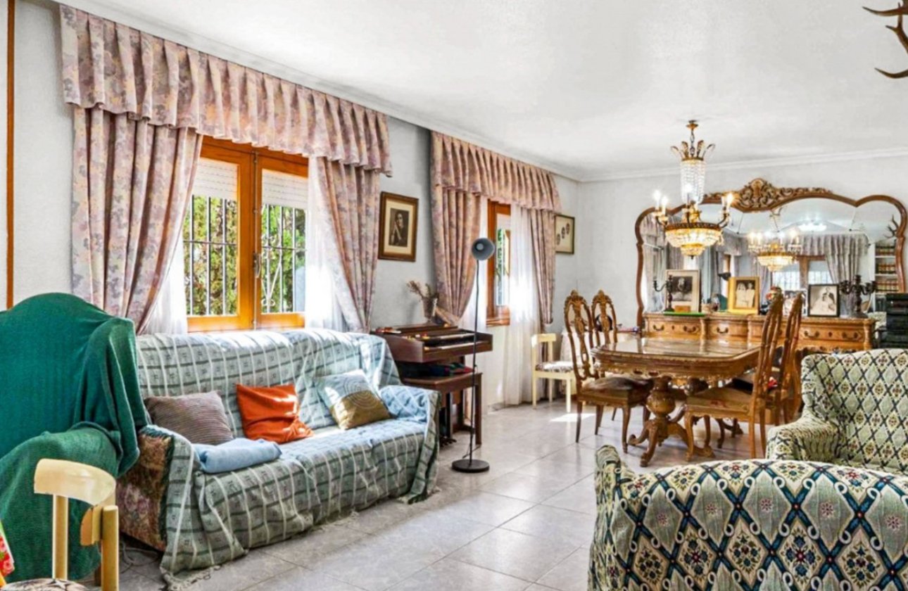 Herverkoop - Villa -
Torrevieja - Costa Blanca