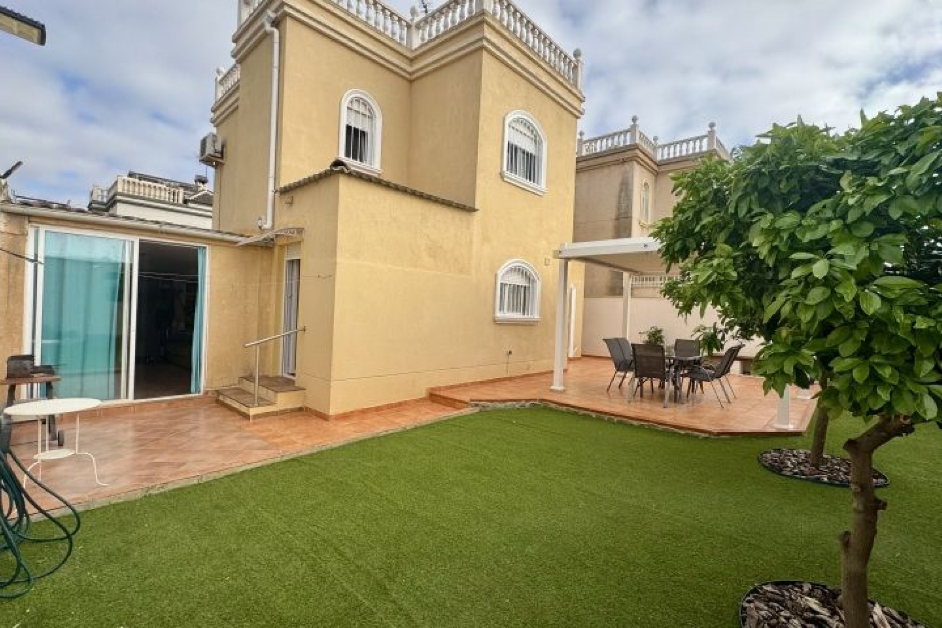 Herverkoop - Villa -
Torrevieja - Costa Blanca