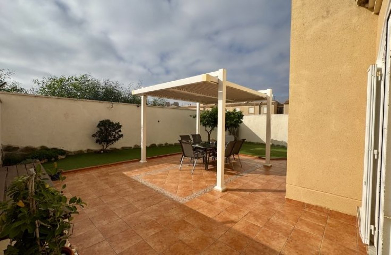 Herverkoop - Villa -
Torrevieja - Costa Blanca