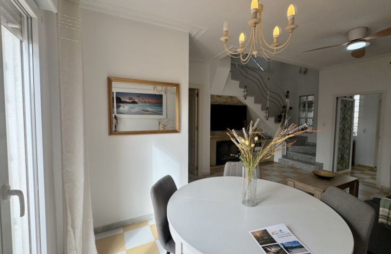 Herverkoop - Villa -
Torrevieja - Costa Blanca