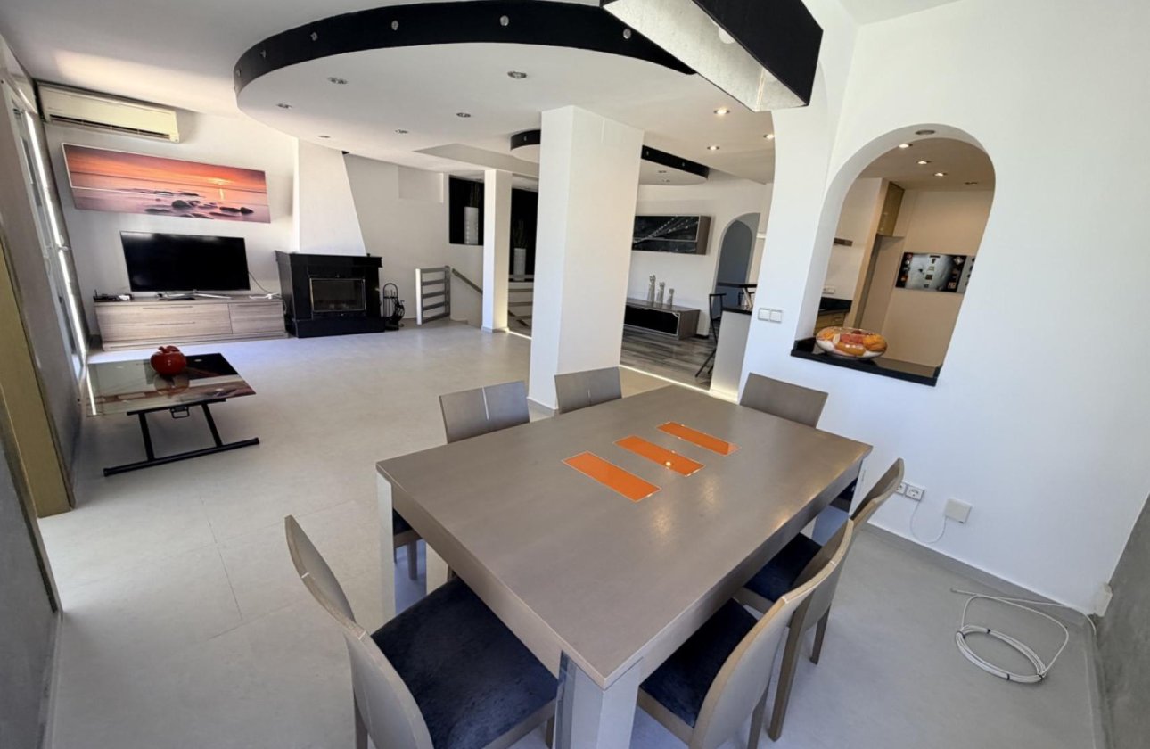 Herverkoop - Villa -
Torrevieja - Costa Blanca