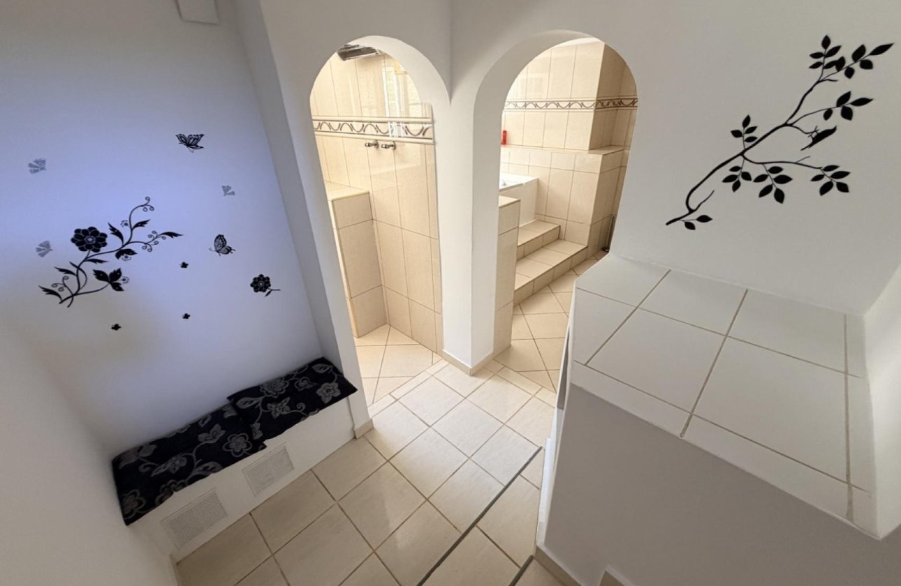 Herverkoop - Villa -
Torrevieja - Costa Blanca