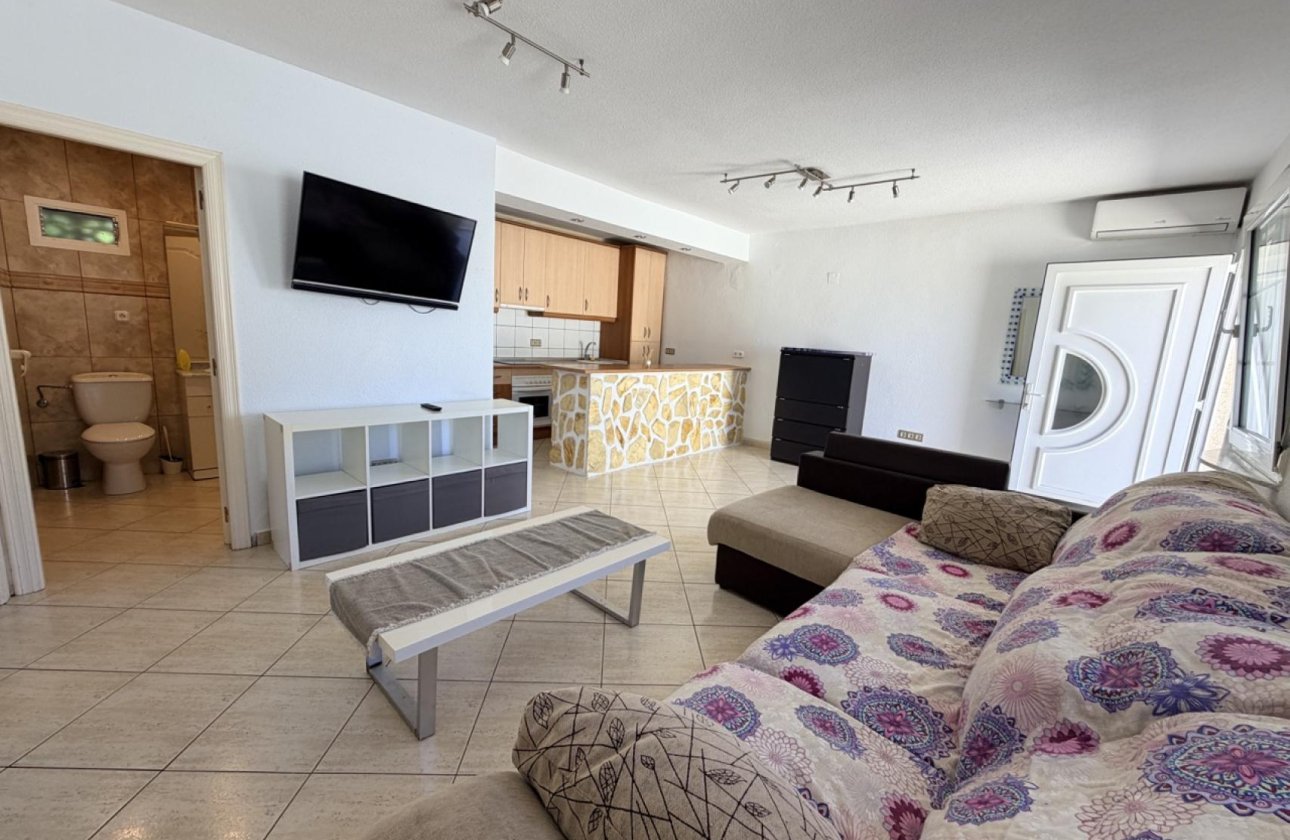 Herverkoop - Villa -
Torrevieja - Costa Blanca