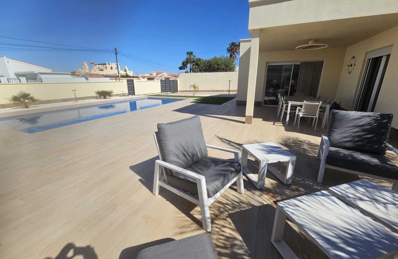 Herverkoop - Villa -
Torrevieja - Costa Blanca
