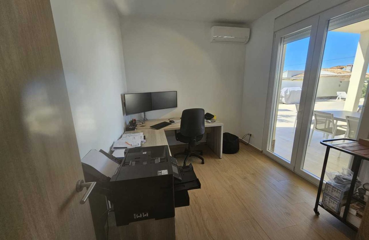 Herverkoop - Villa -
Torrevieja - Costa Blanca