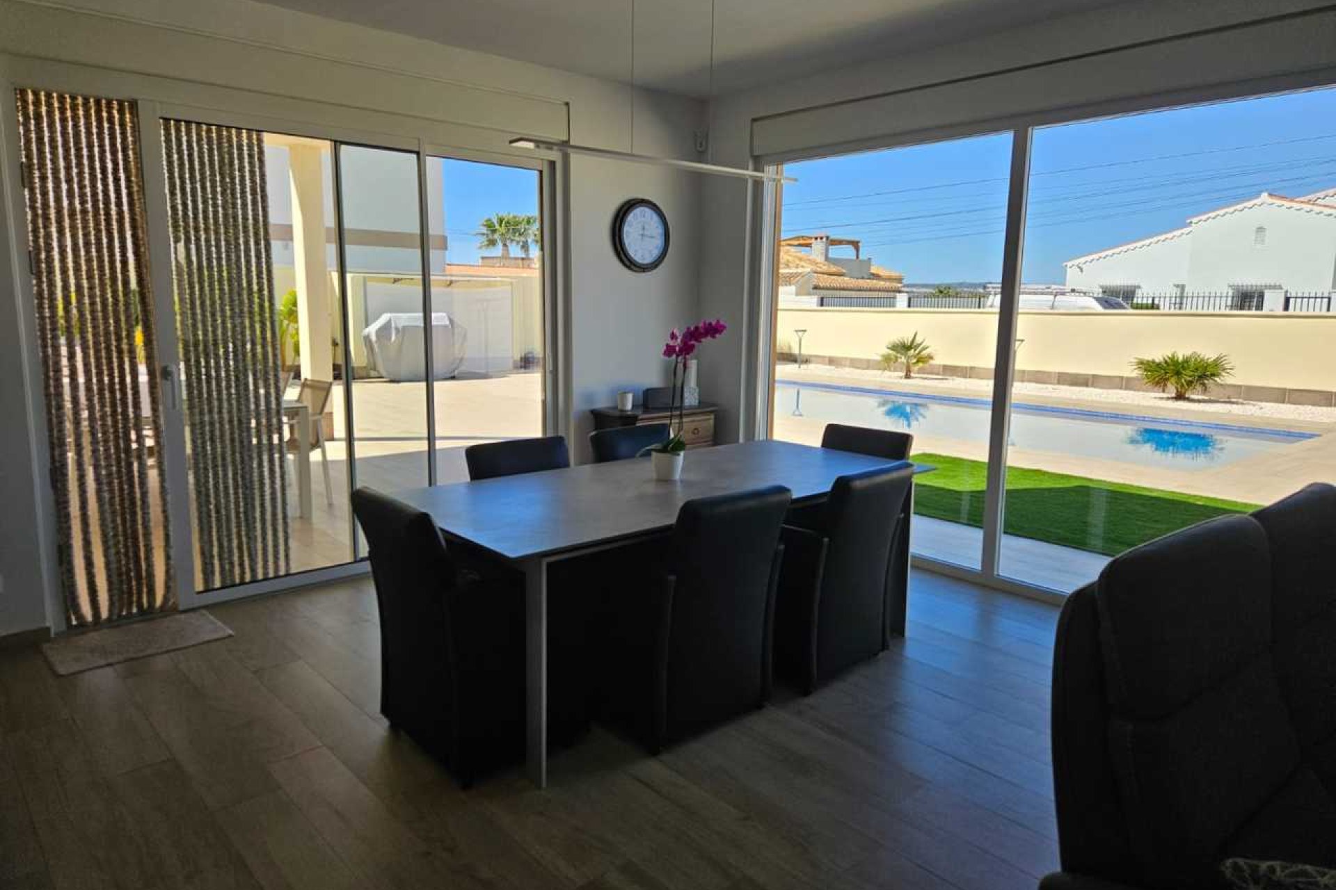 Herverkoop - Villa -
Torrevieja - Costa Blanca