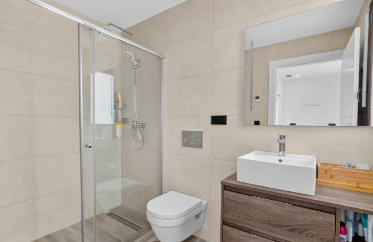 Herverkoop - Villa -
Torrevieja - Costa Blanca