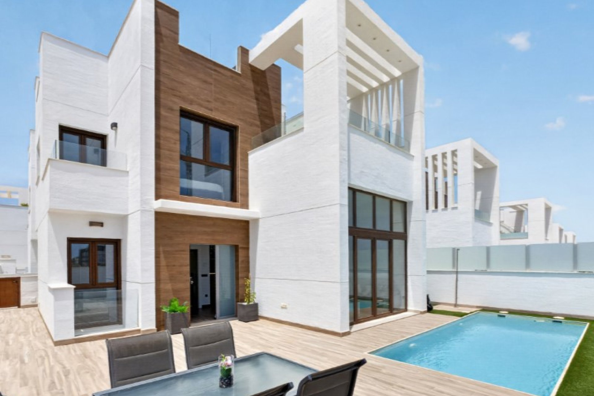 Herverkoop - Villa -
Torrevieja - Costa Blanca