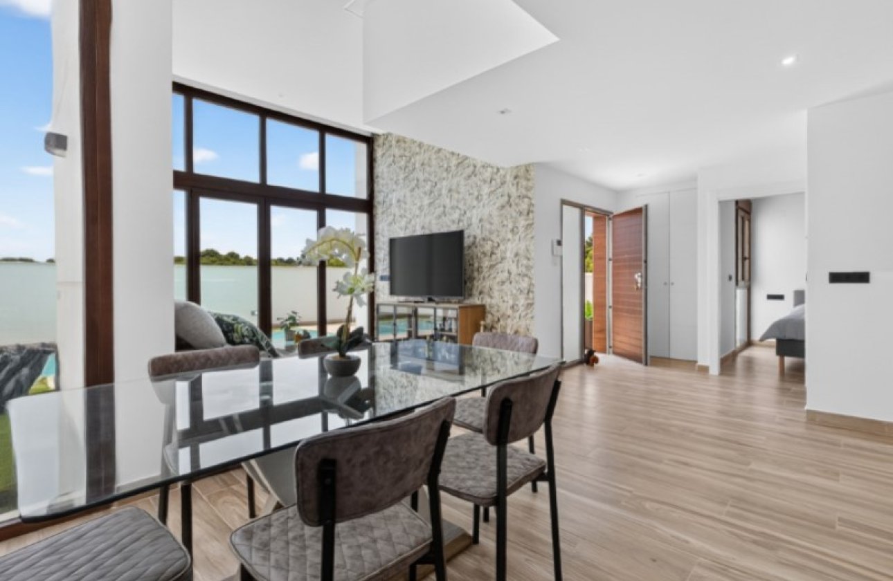 Herverkoop - Villa -
Torrevieja - Costa Blanca