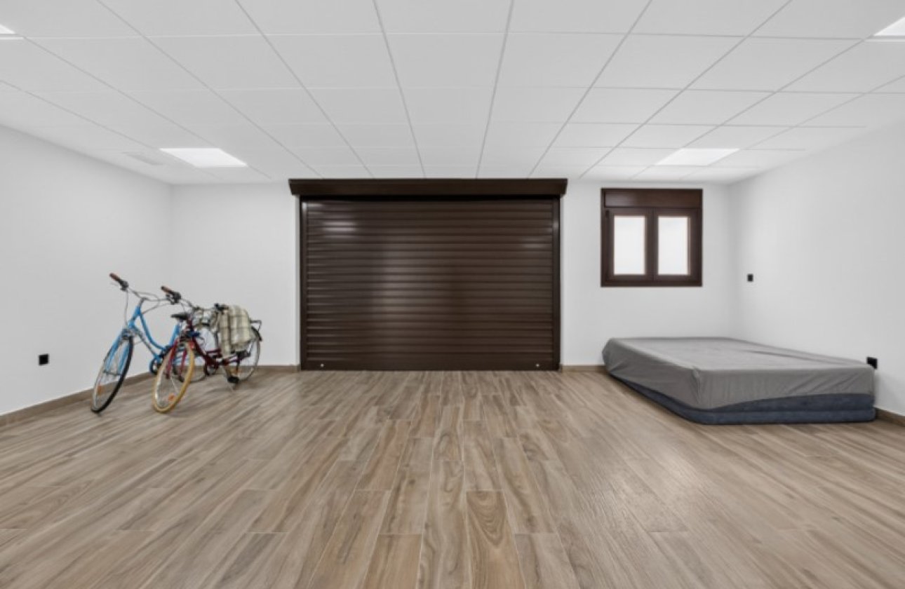 Herverkoop - Villa -
Torrevieja - Costa Blanca