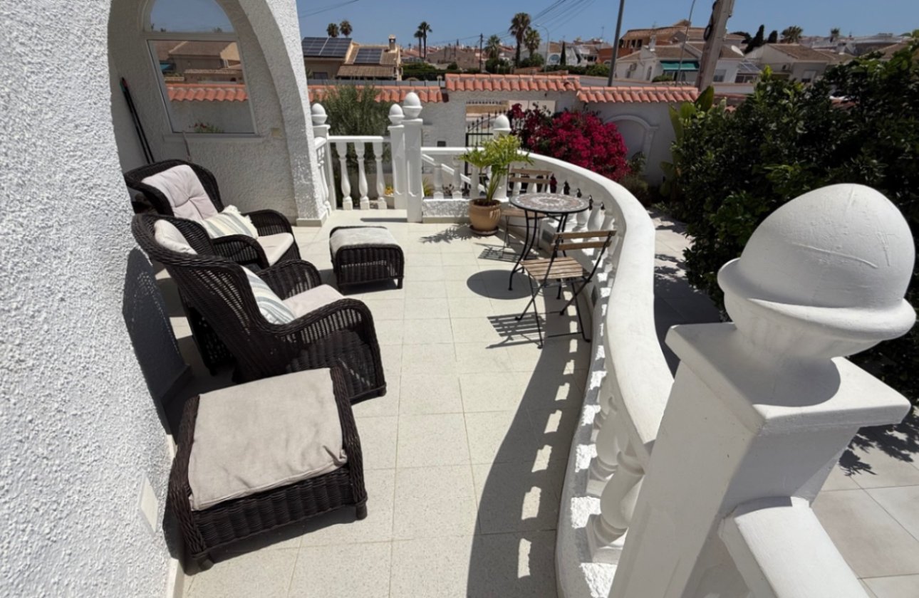 Herverkoop - Villa -
Torrevieja - Costa Blanca