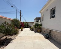 Herverkoop - Villa -
Torrevieja - Costa Blanca