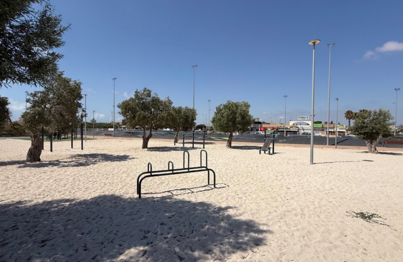Herverkoop - Villa -
Torrevieja - Costa Blanca