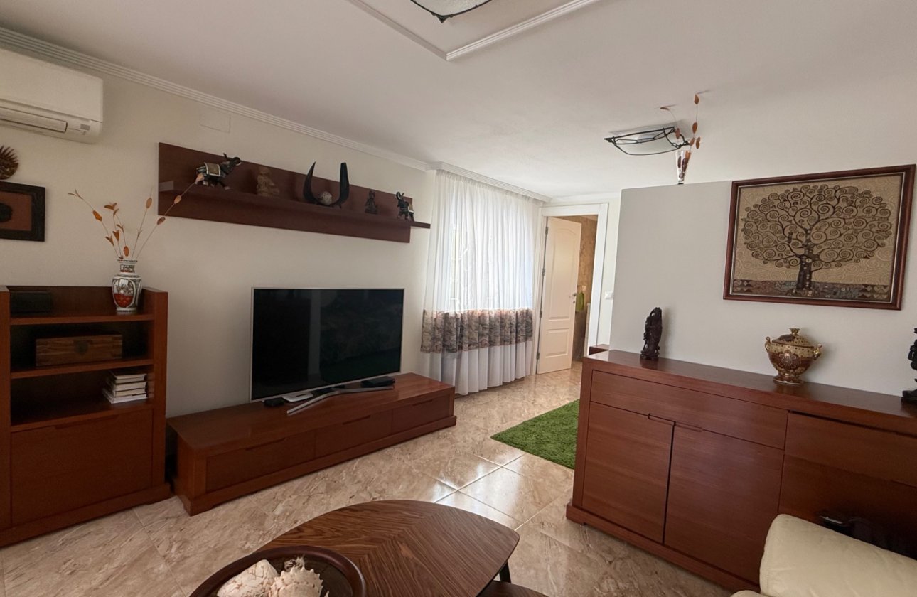 Herverkoop - Villa -
Torrevieja - Costa Blanca
