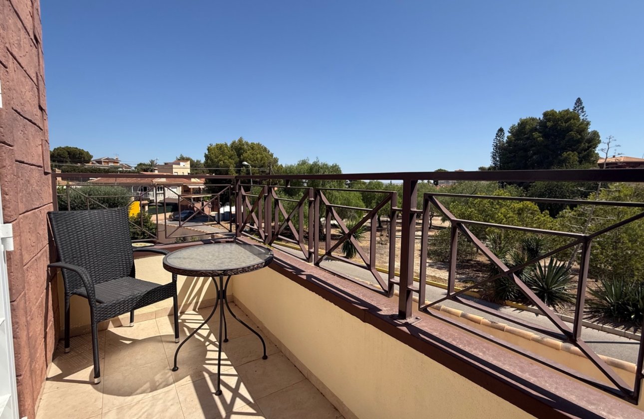 Herverkoop - Villa -
Torrevieja - Costa Blanca
