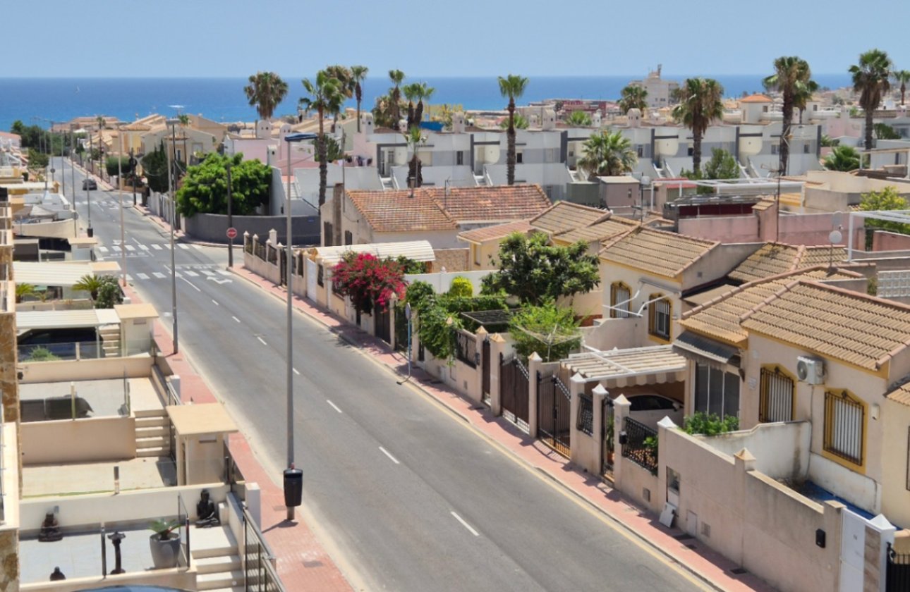 Herverkoop - Villa -
Torrevieja - Costa Blanca