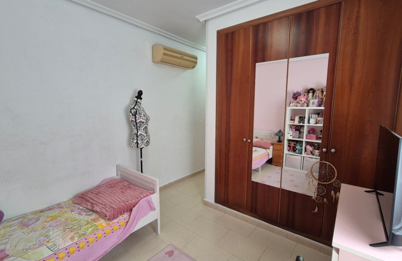 Herverkoop - Villa -
Torrevieja - Costa Blanca