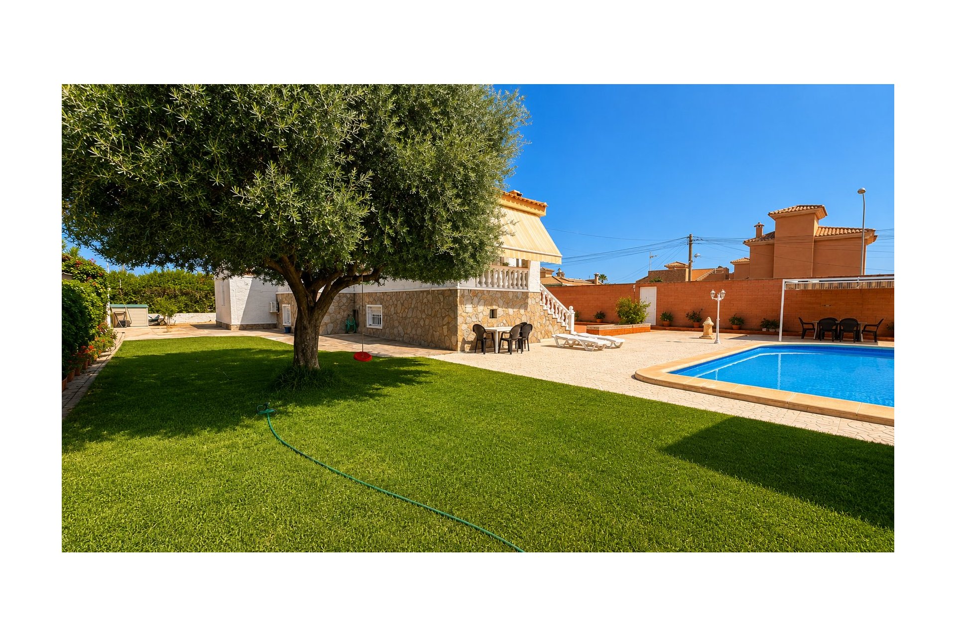 Herverkoop - Villa -
Torrevieja - Costa Blanca