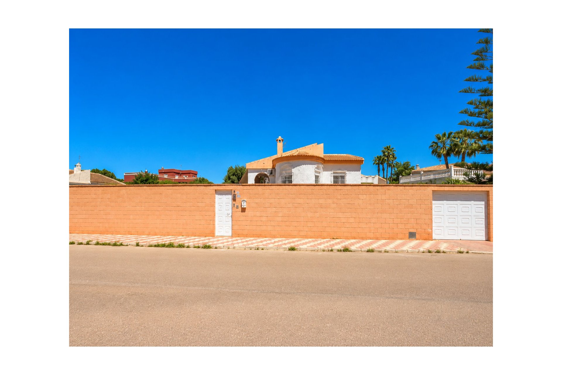 Herverkoop - Villa -
Torrevieja - Costa Blanca
