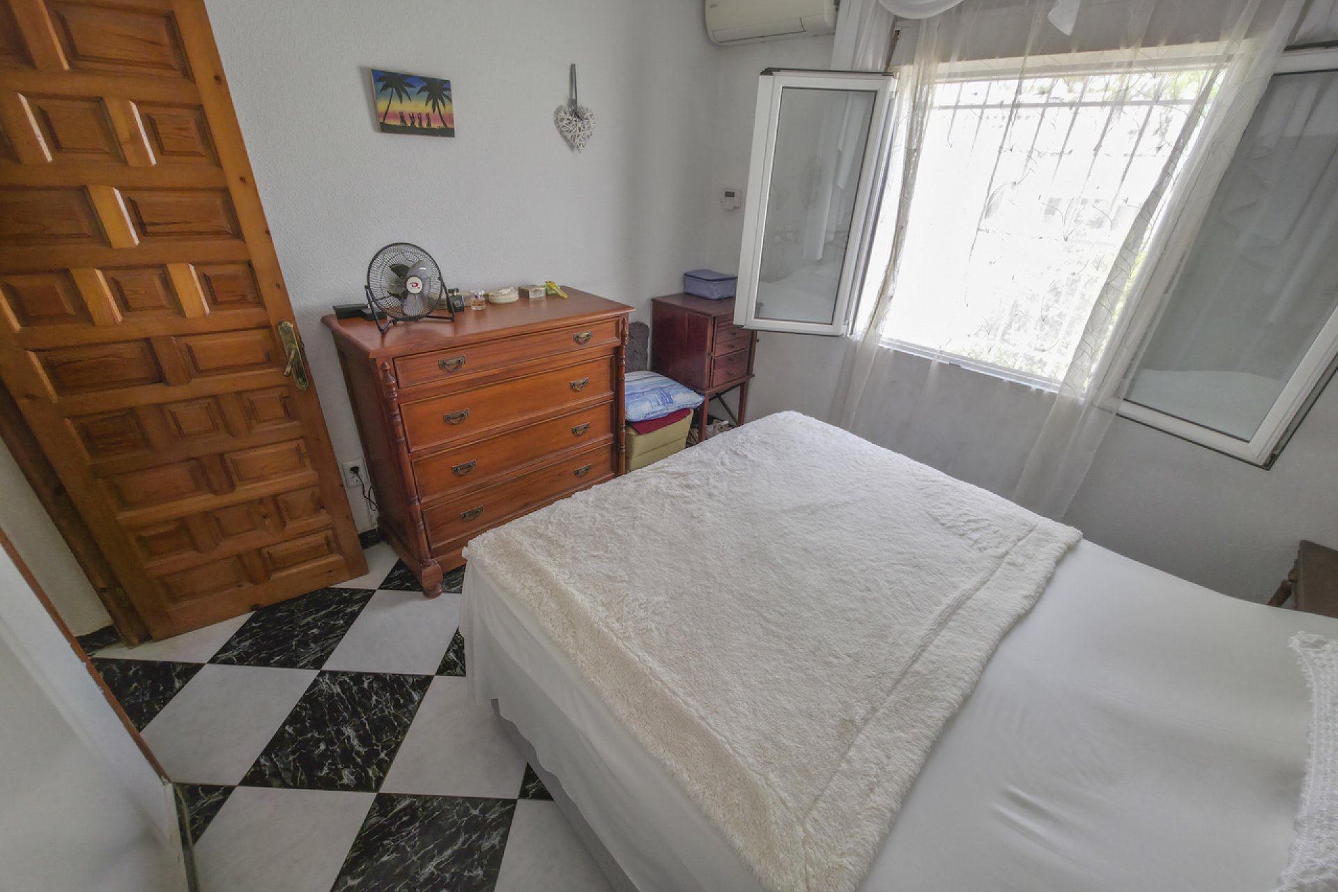 Herverkoop - Villa -
Torrevieja - Costa Blanca