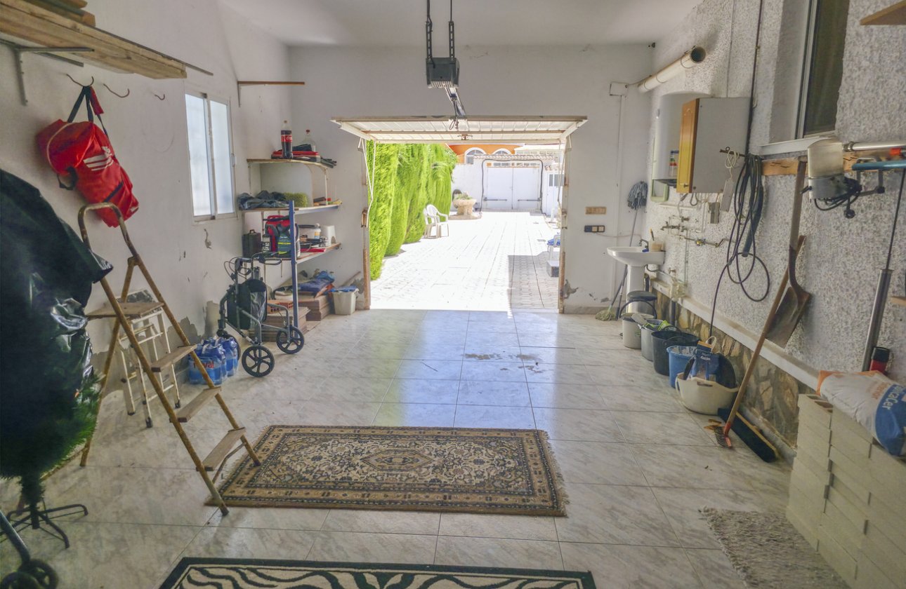 Herverkoop - Villa -
Torrevieja - Costa Blanca