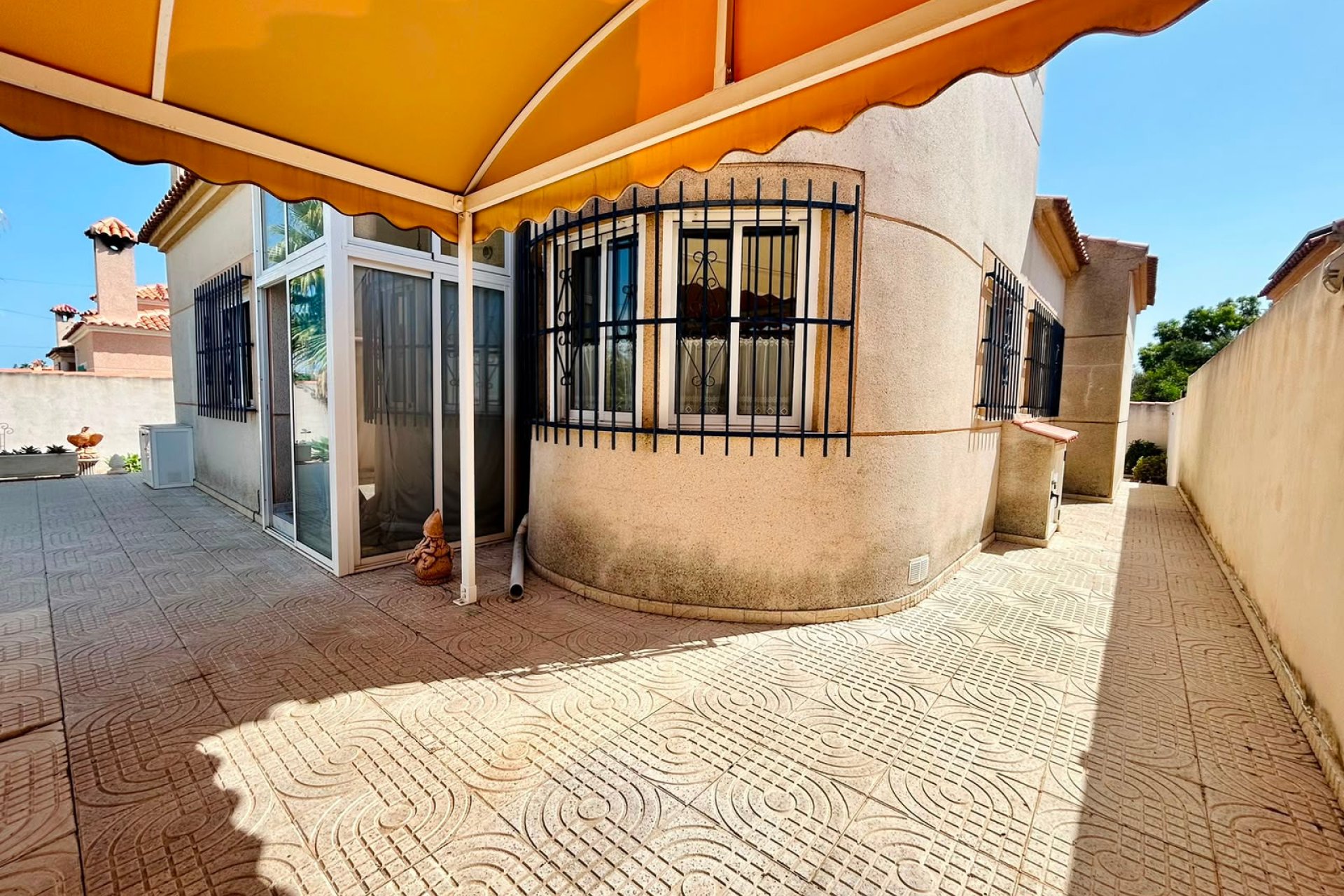 Herverkoop - Villa -
Torrevieja - Costa Blanca
