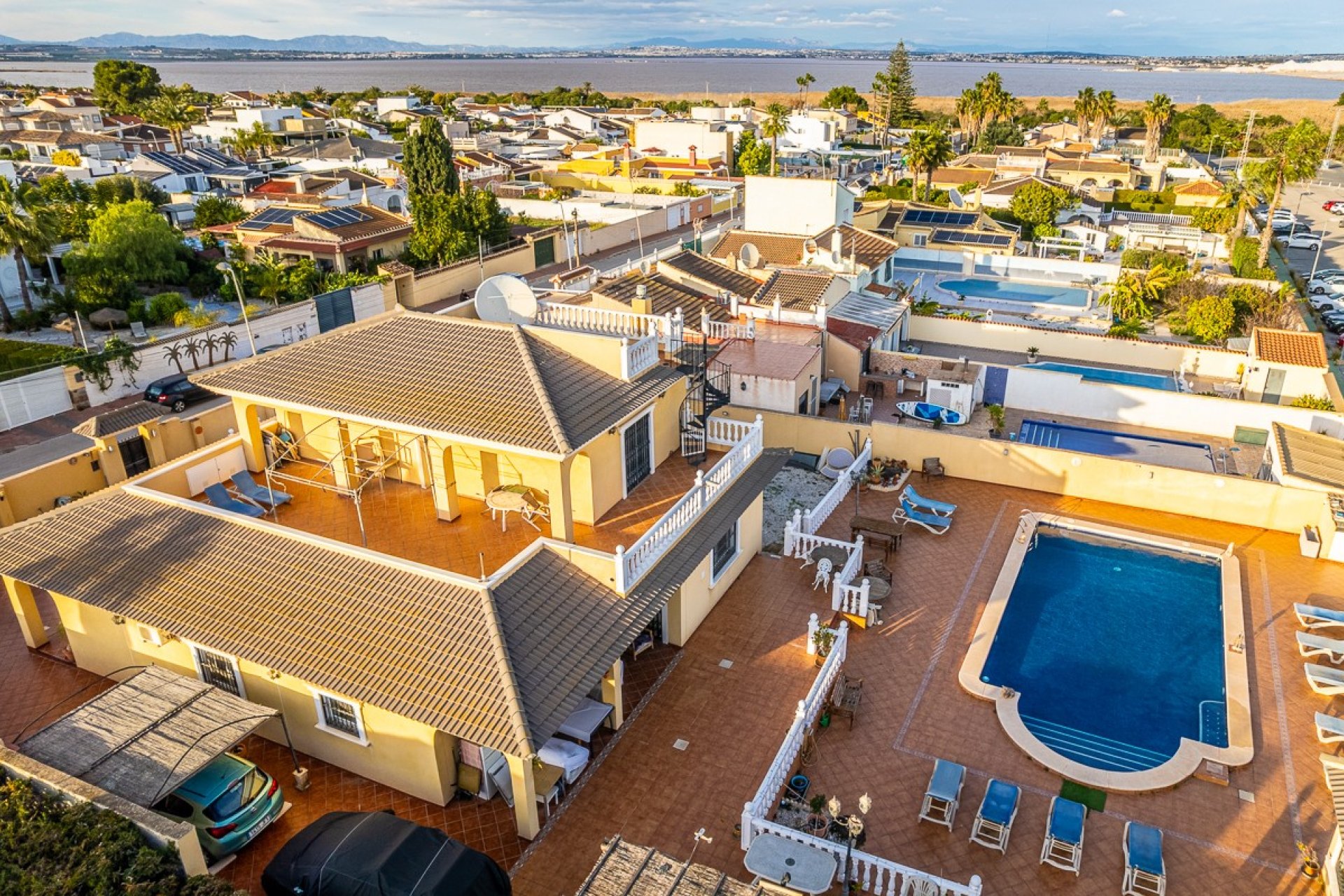 Herverkoop - Villa -
Torrevieja - Costa Blanca